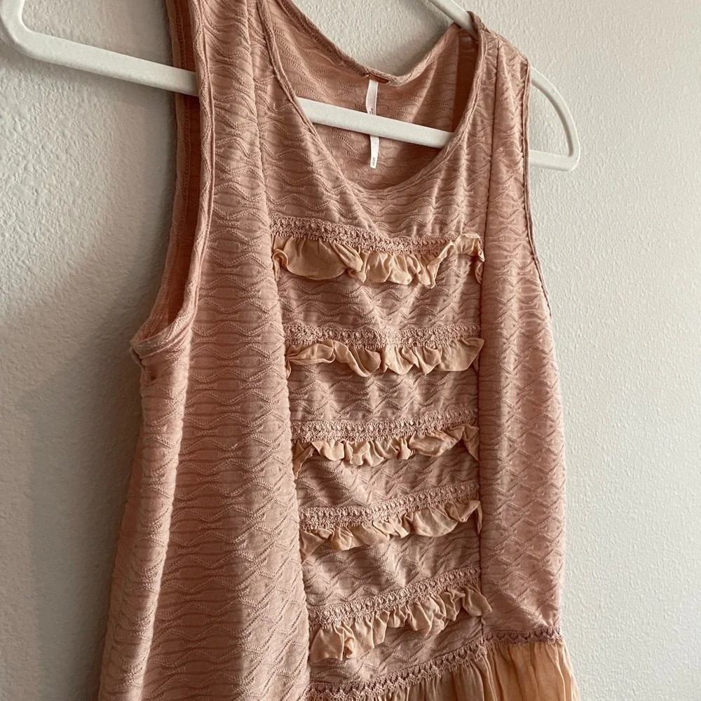 Free People ‘Sweetie Pie’ Ruffle Peplum Tank Top Women’s XS Peach Lace Coquette